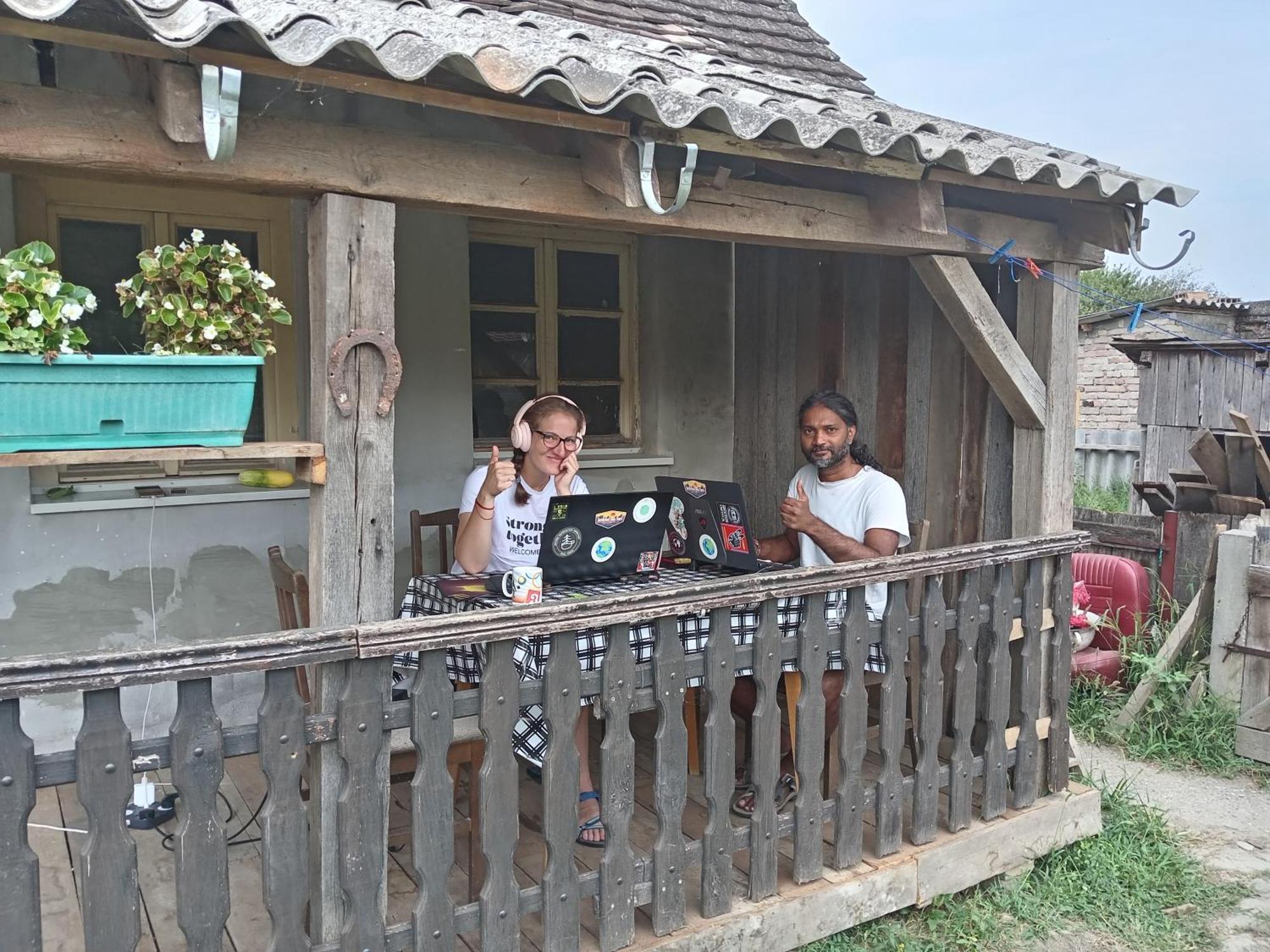 "Poetsko Cose" Nikole Tesle 86 Casa de hóspedes Morović Exterior foto